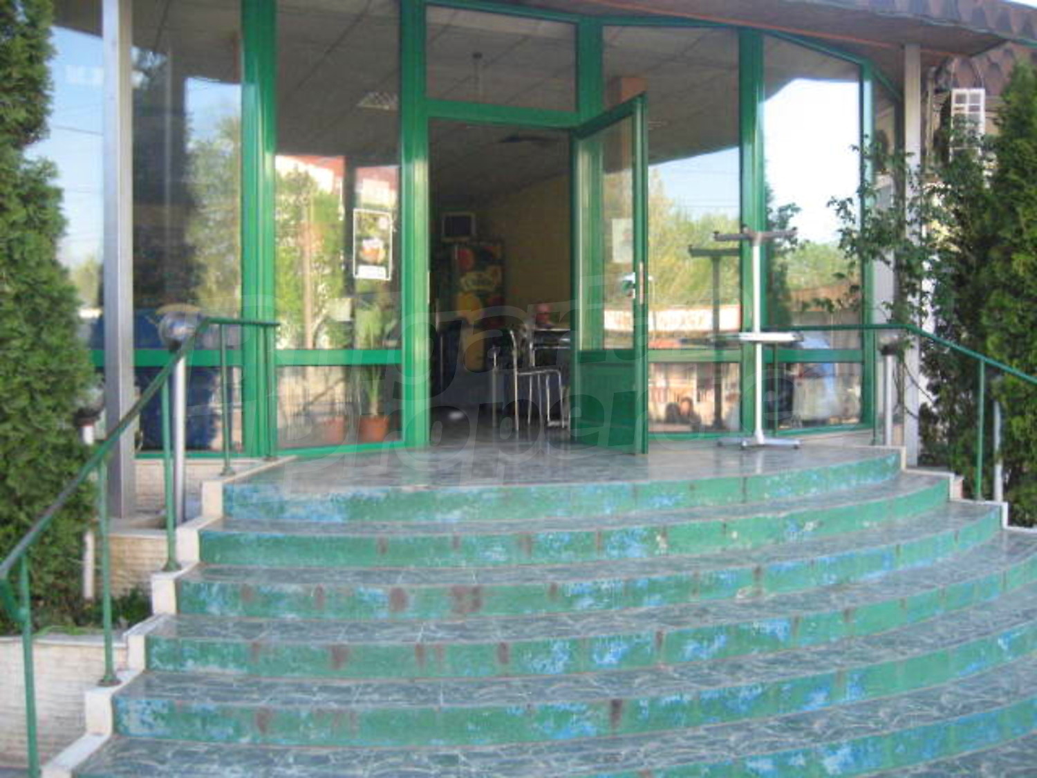 Gallery Picture 8