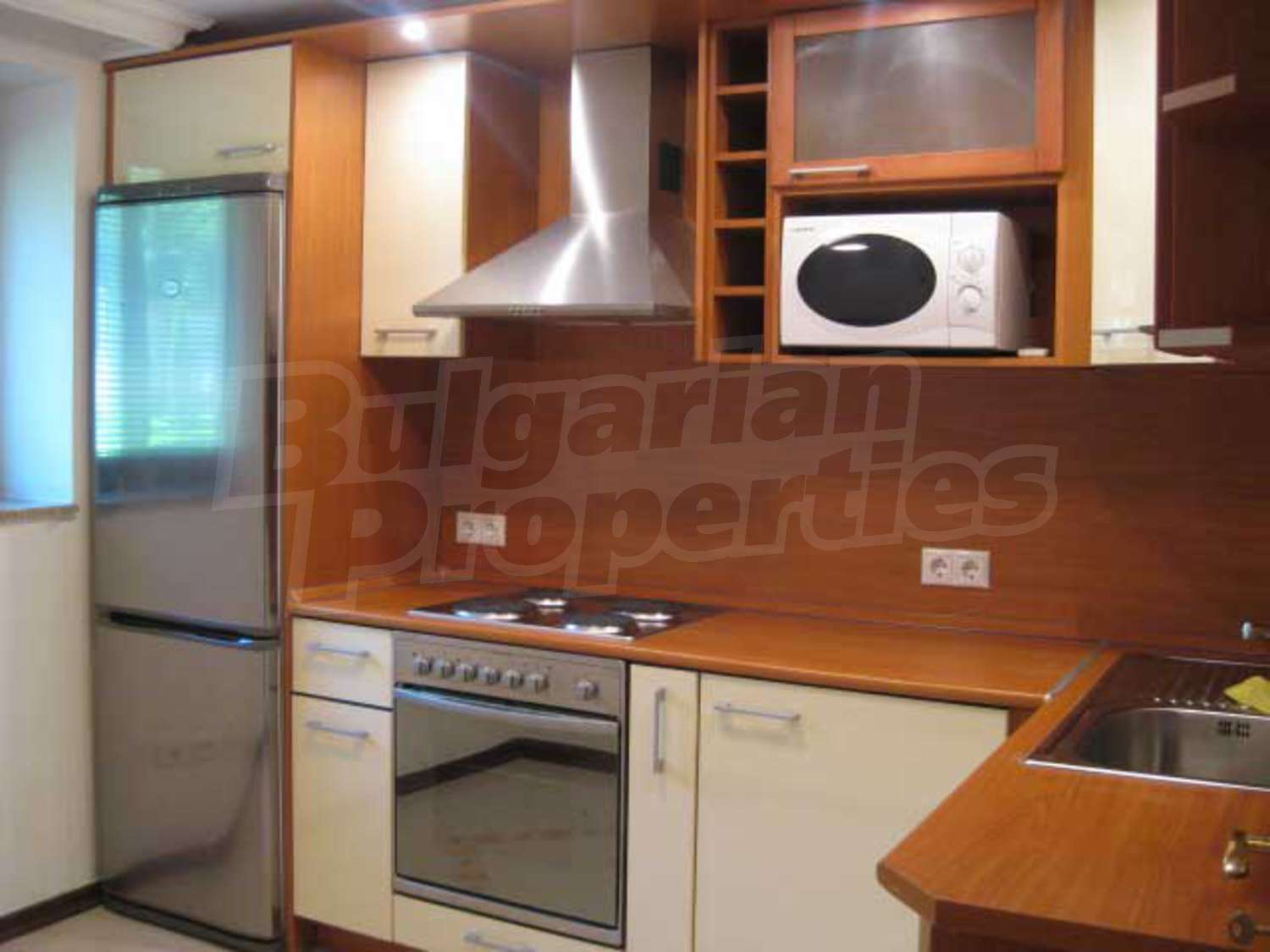 Gallery Picture 28