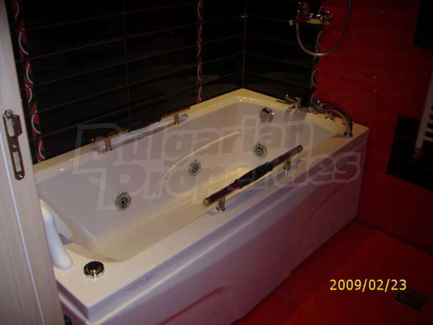 Gallery Picture 8