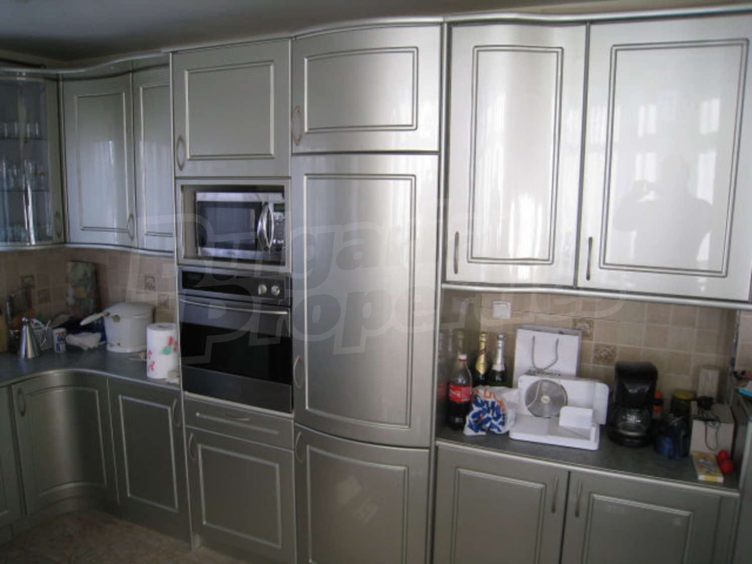 Gallery Picture 10