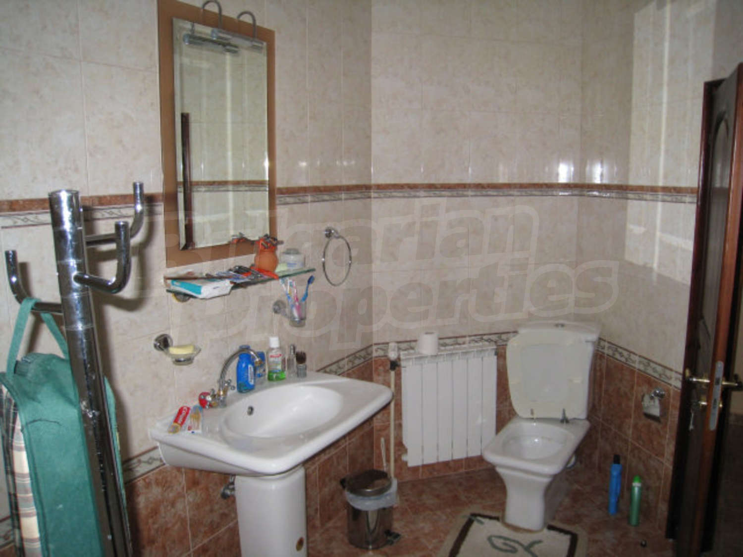 Gallery Picture 27