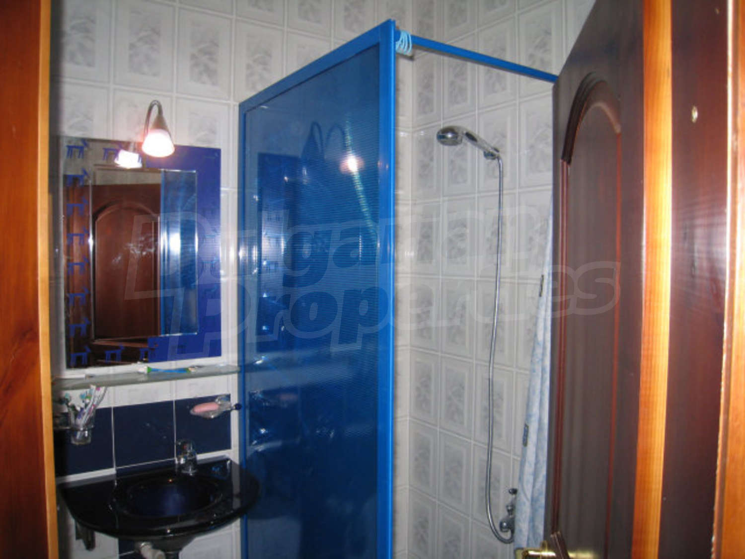 Gallery Picture 28