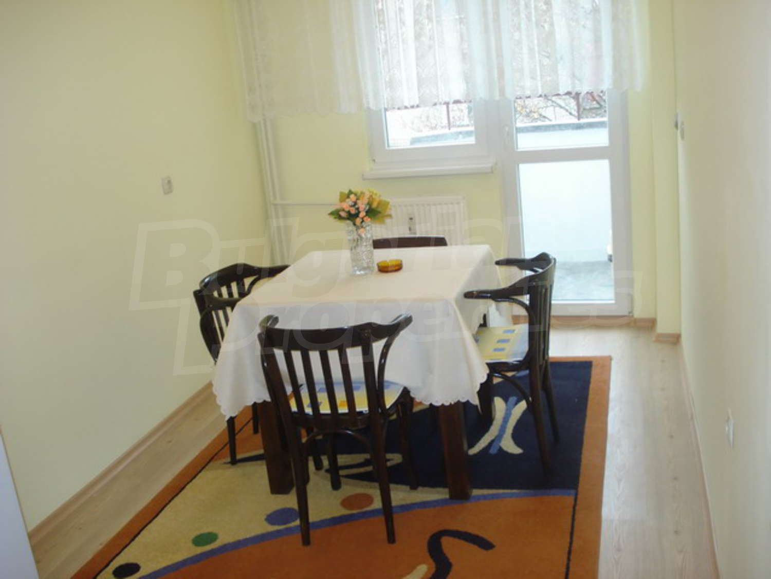 Gallery Picture 8