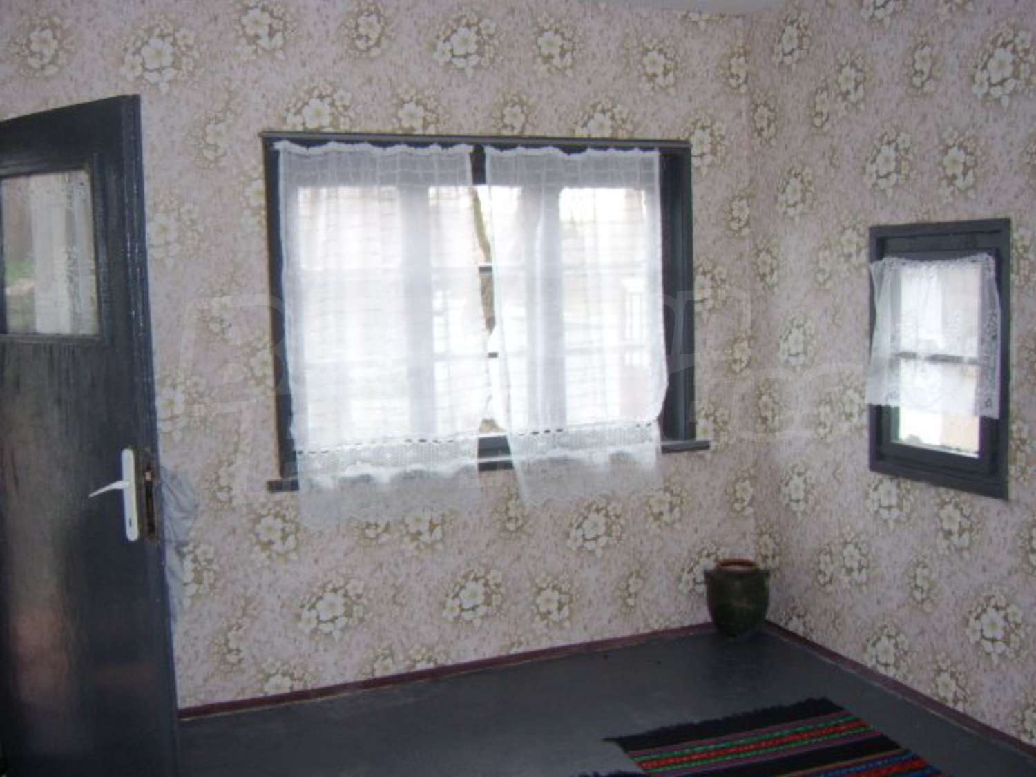 Gallery Picture 15