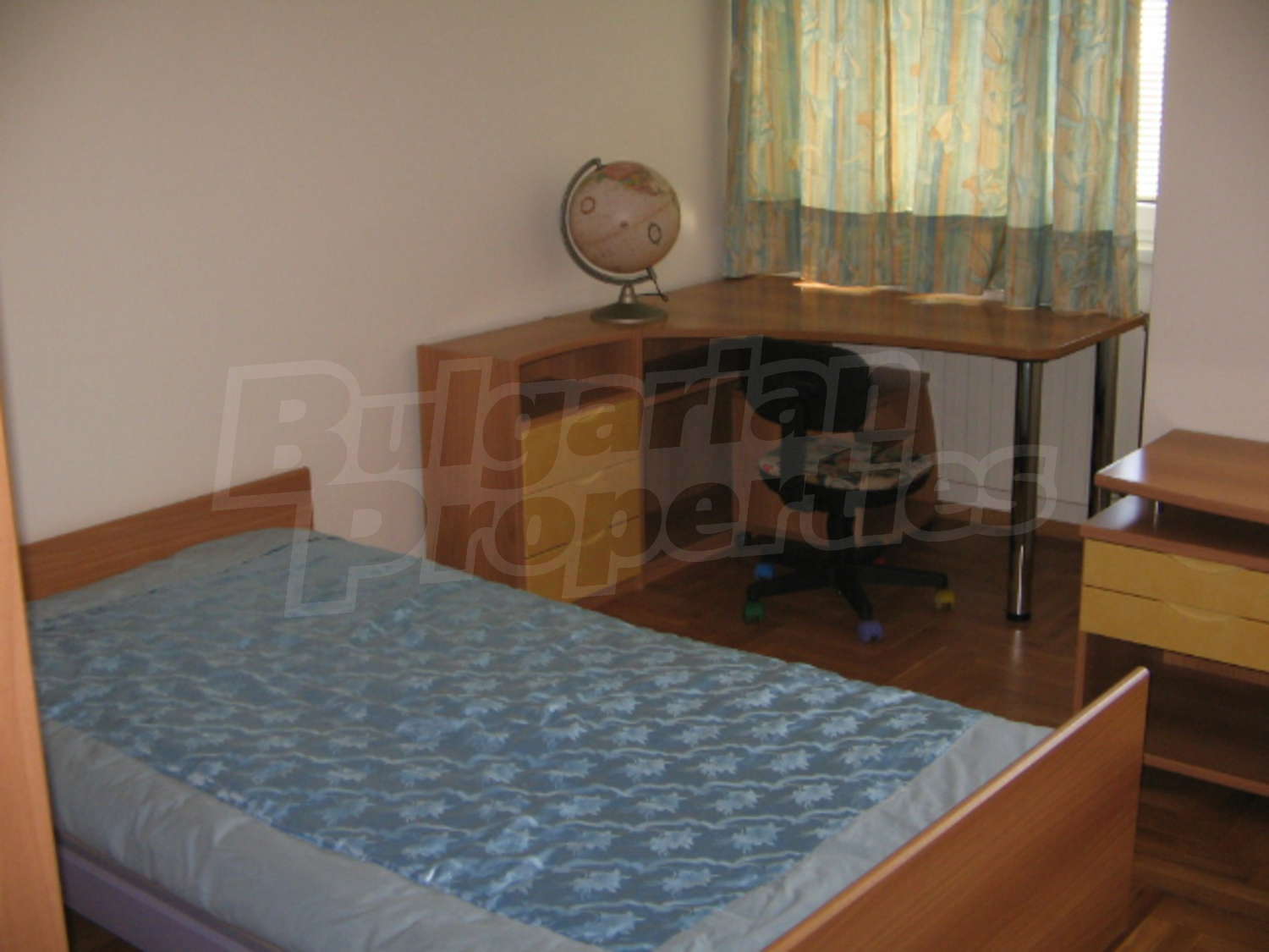 Gallery Picture 12