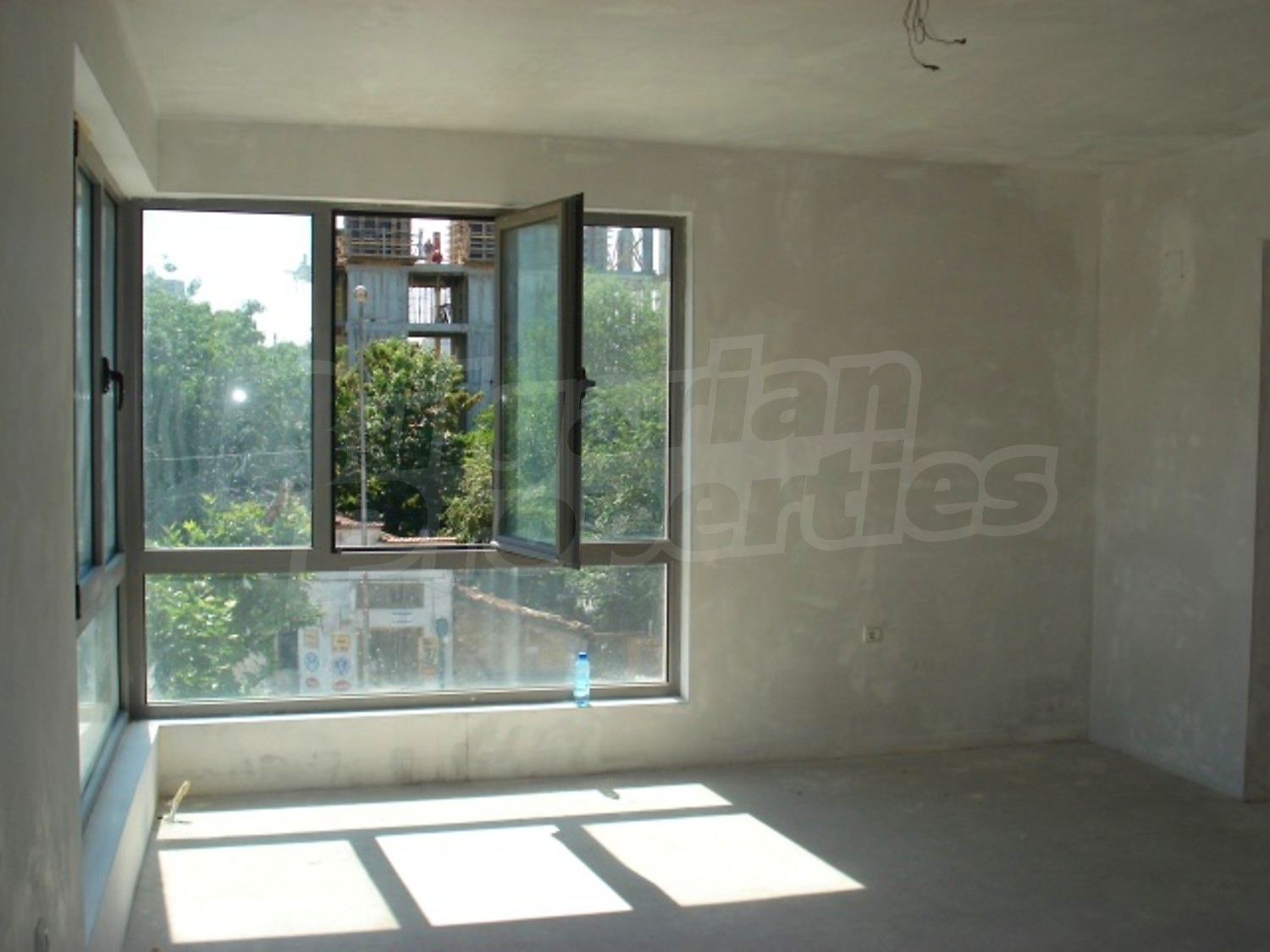Gallery Picture 9