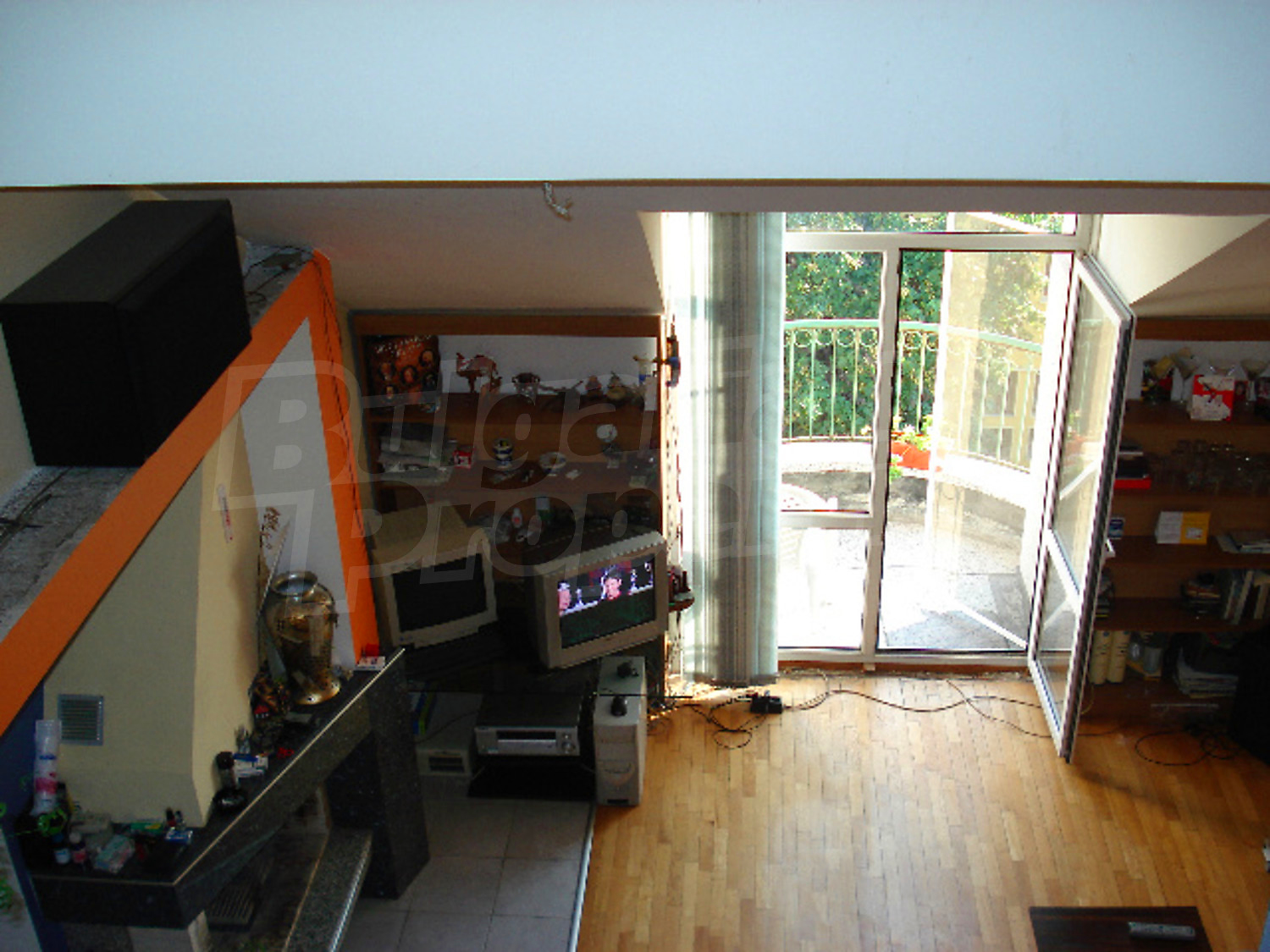 Gallery Picture 12