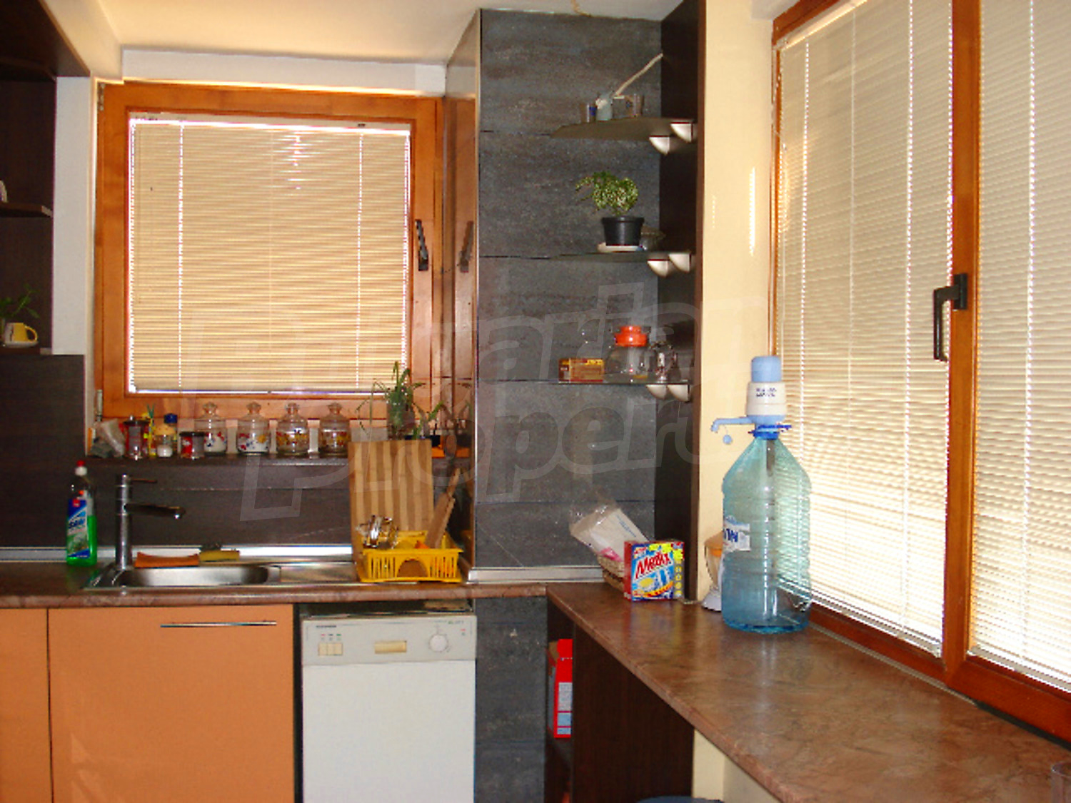 Gallery Picture 8