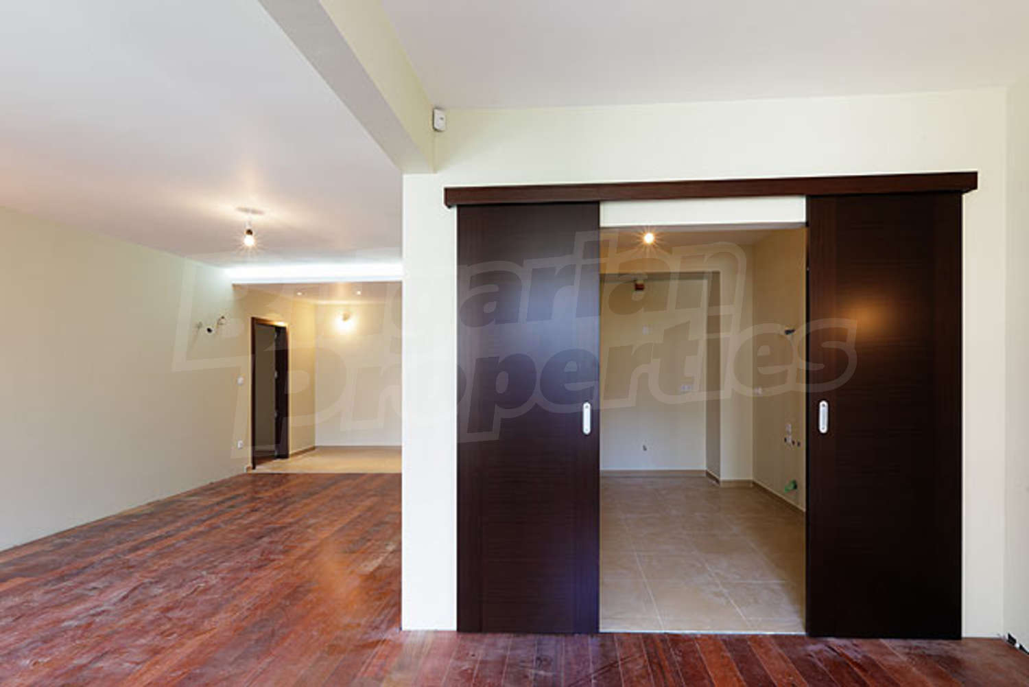 Gallery Picture 4