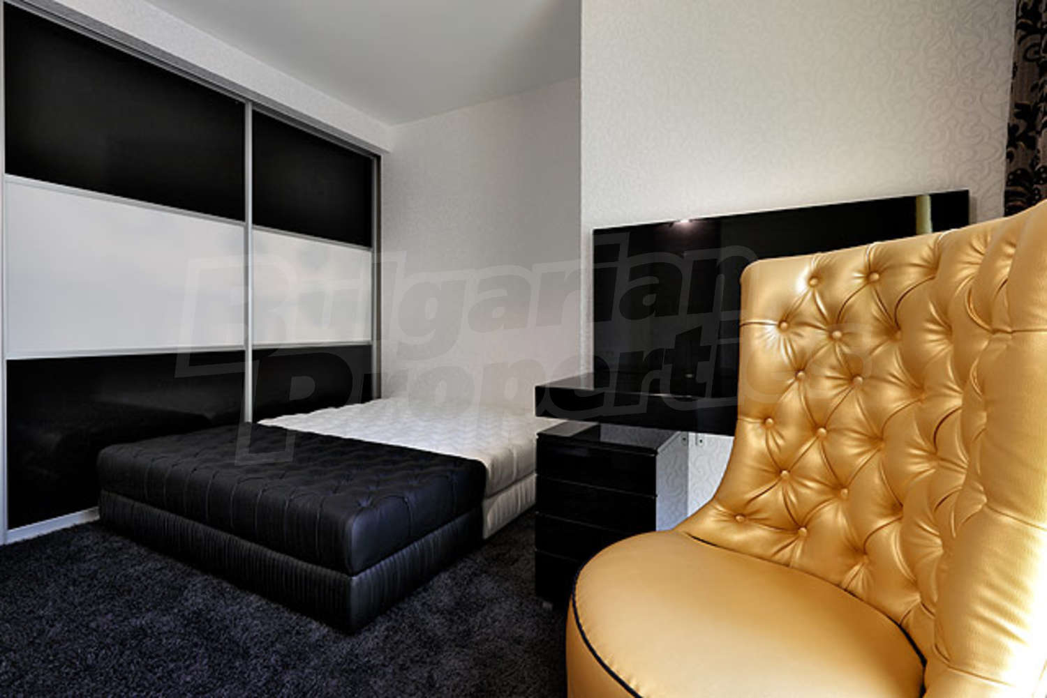 Gallery Picture 7