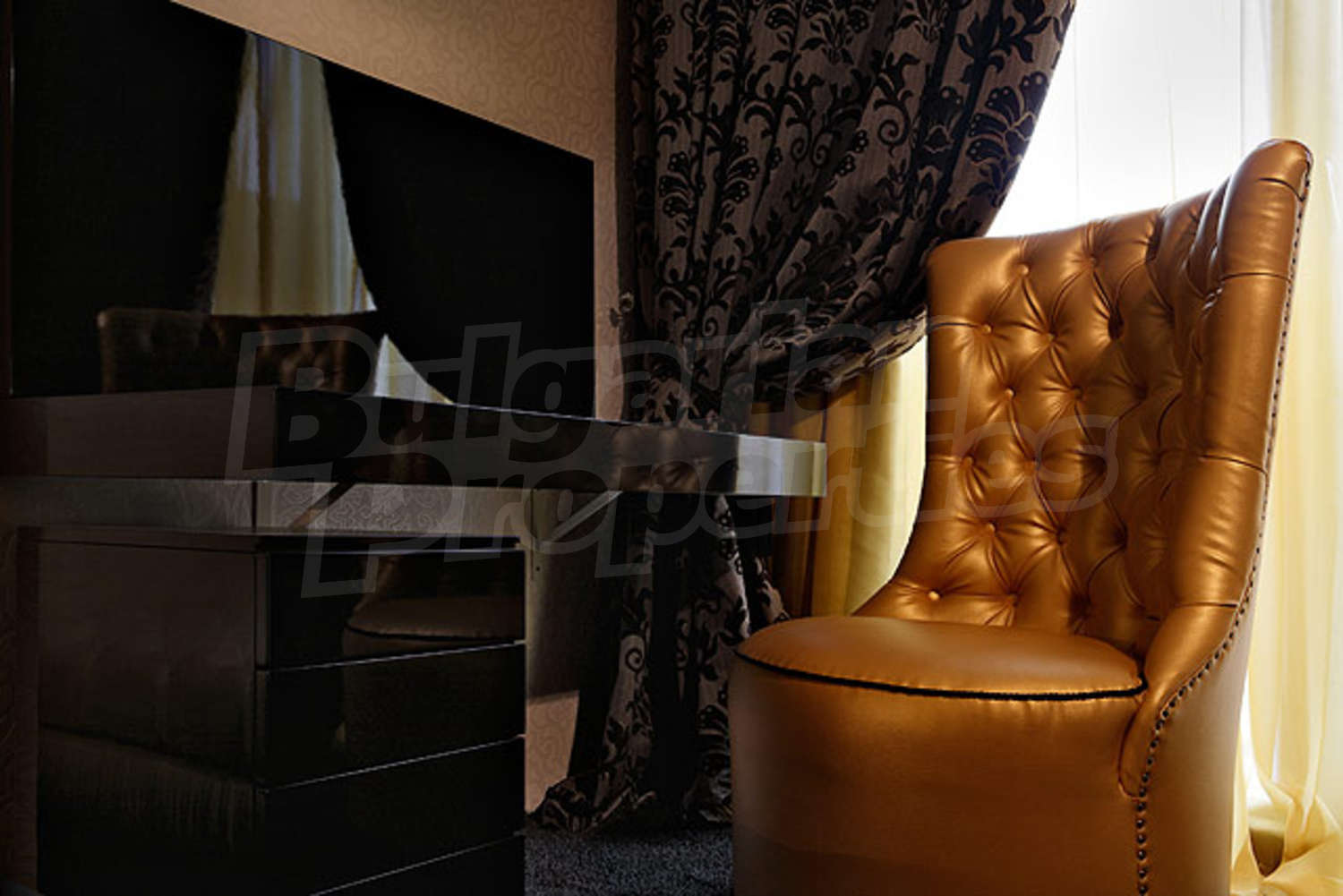 Gallery Picture 8