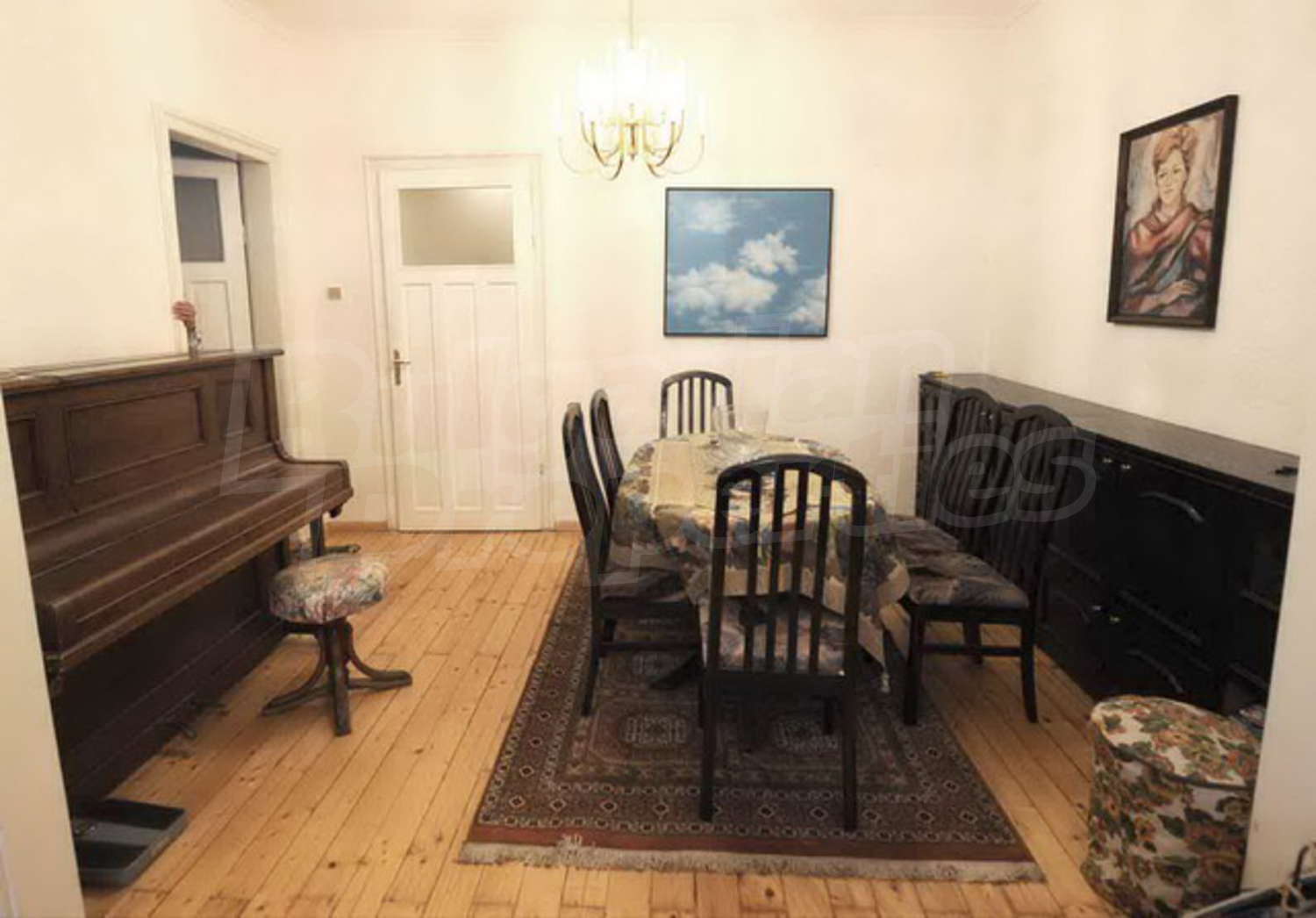 Gallery Picture 3