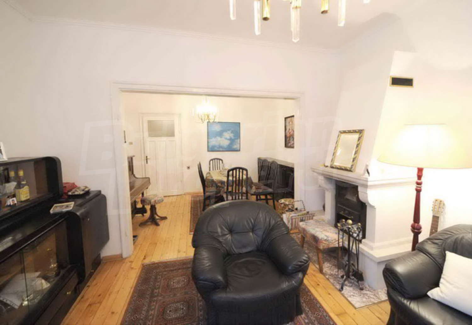 Gallery Picture 4