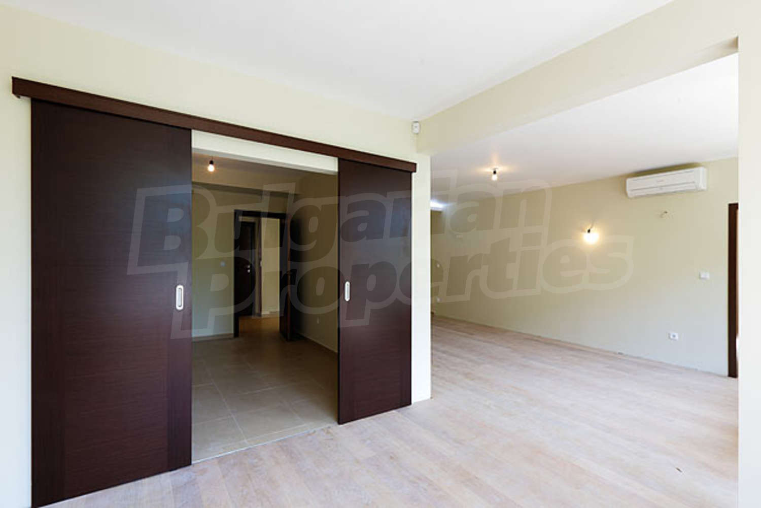 Gallery Picture 3