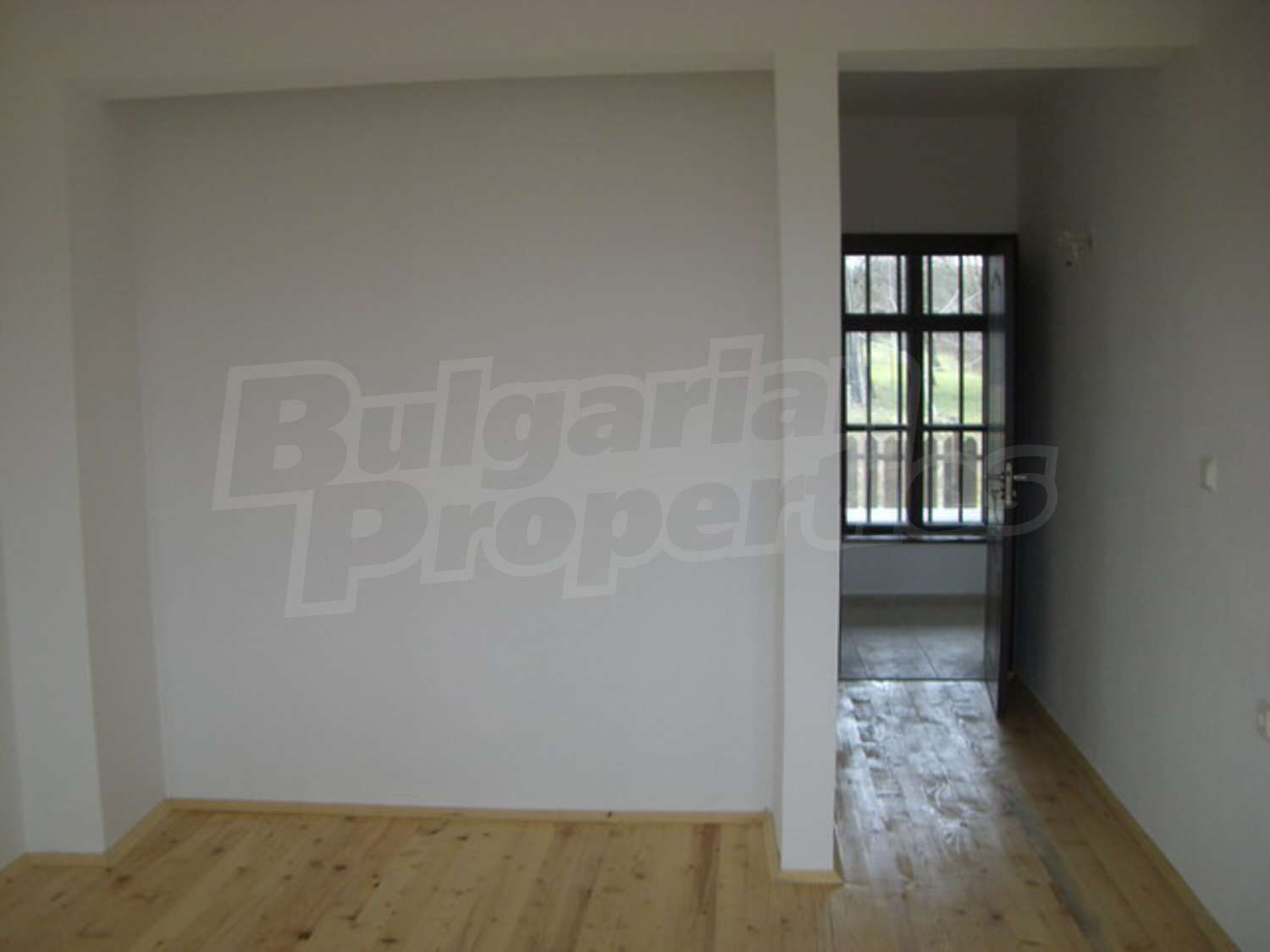 Gallery Picture 14