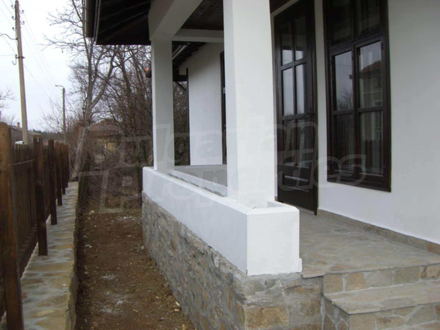 Gallery Picture 3