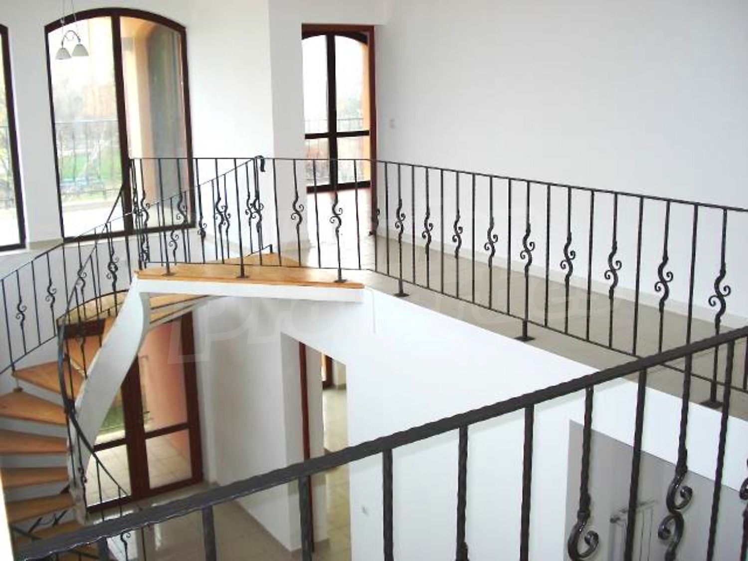 Gallery Picture 11