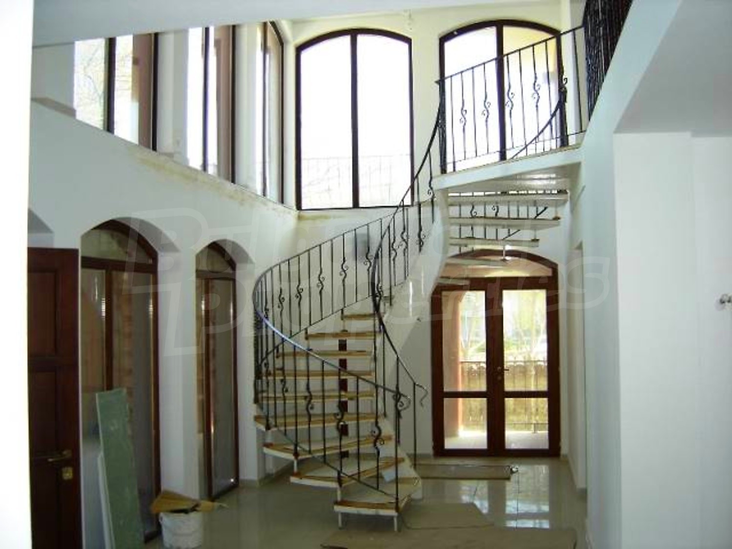 Gallery Picture 7