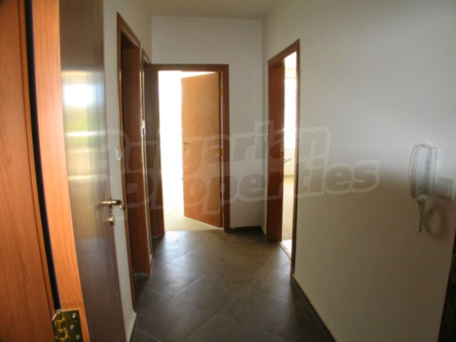 Gallery Picture 8