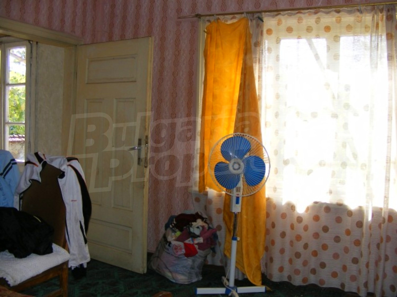 Gallery Picture 9