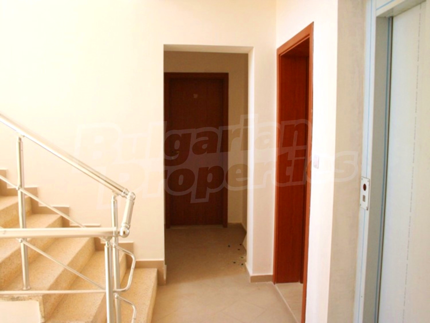 Gallery Picture 12