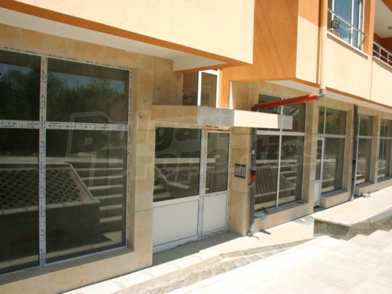 Gallery Picture 16