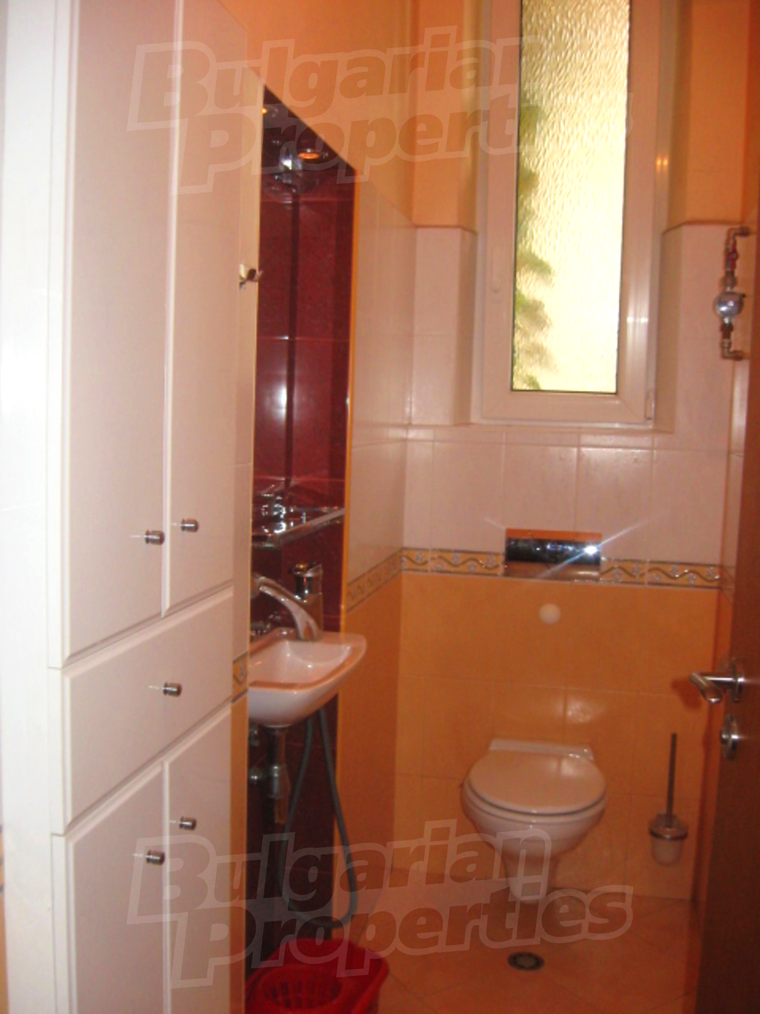 Gallery Picture 12