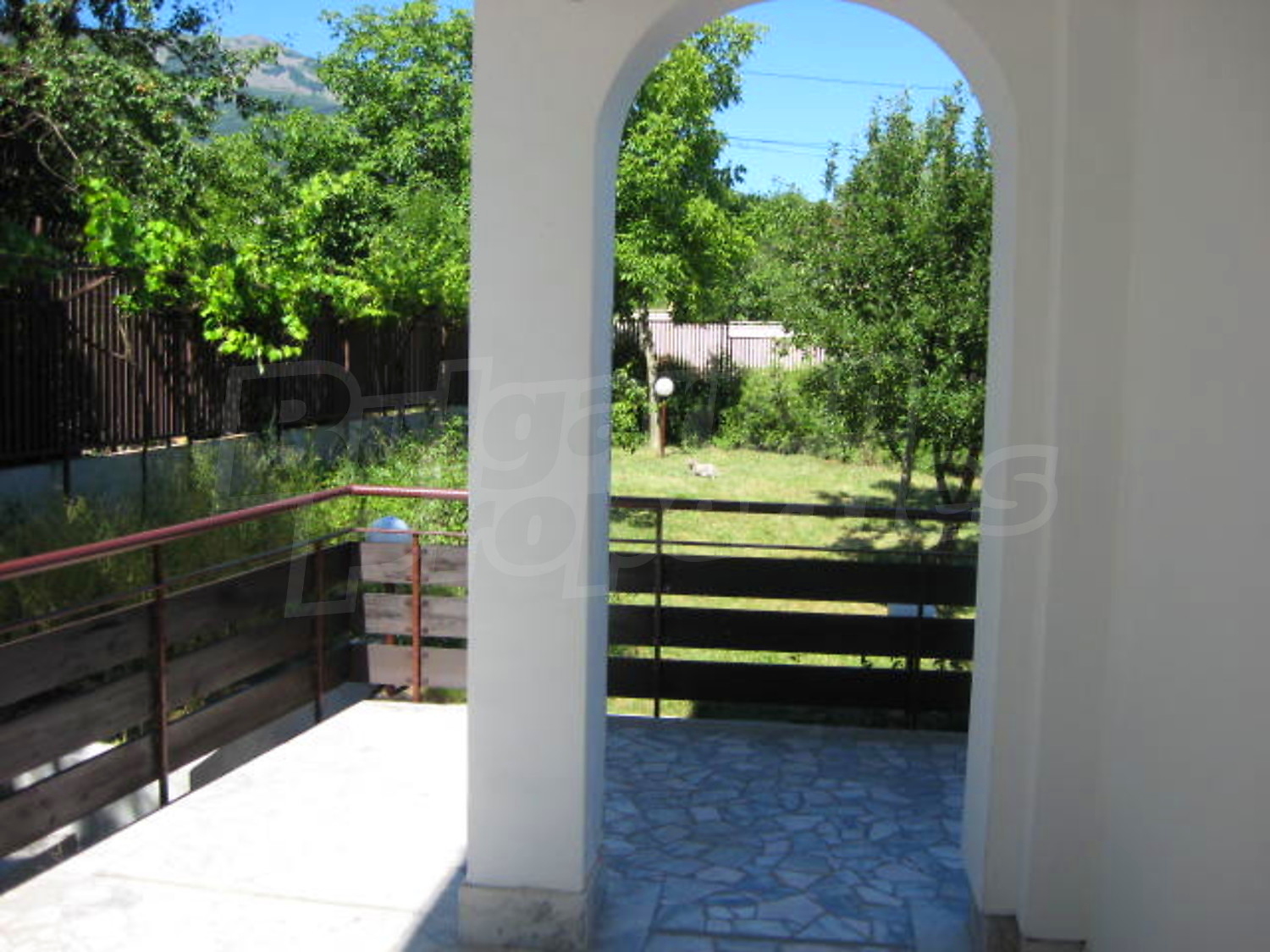Gallery Picture 16