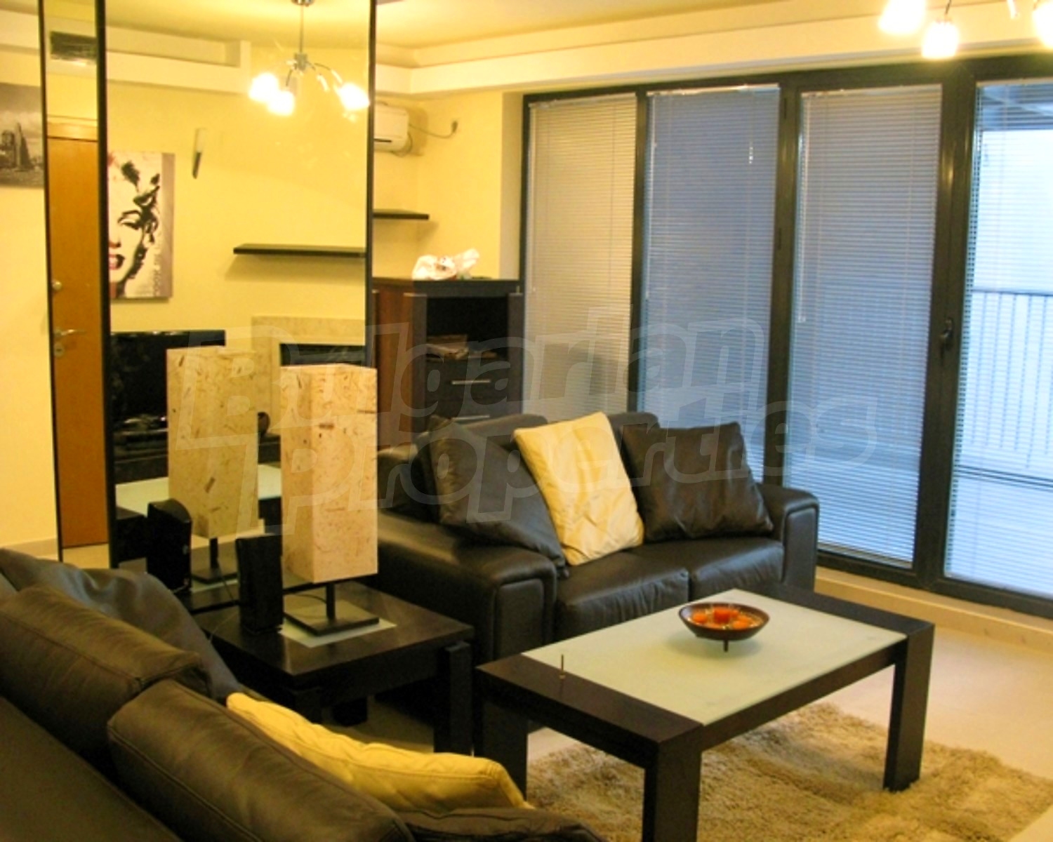 Gallery Picture 2