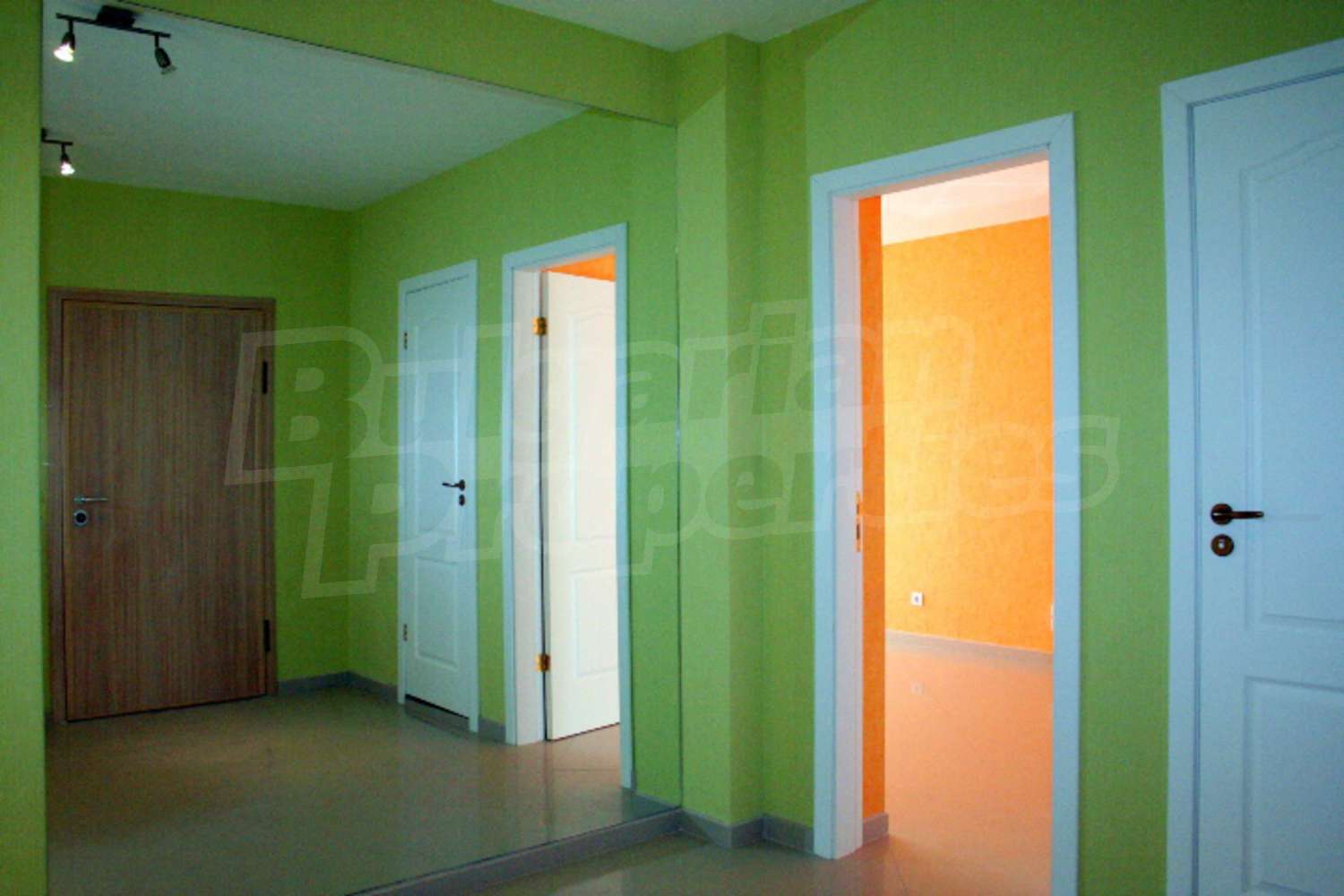 Gallery Picture 8
