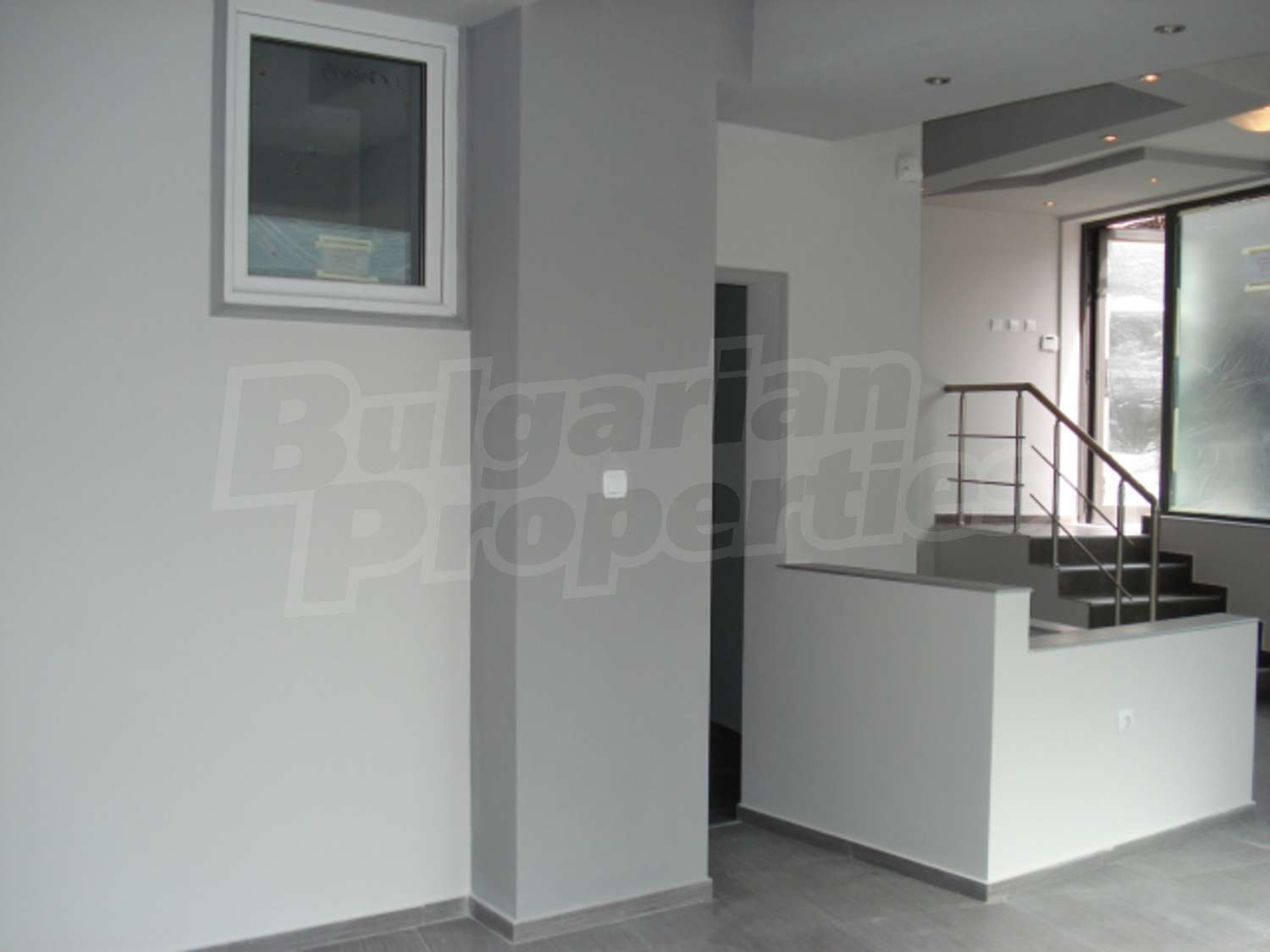 Gallery Picture 10