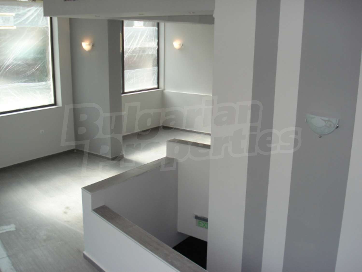Gallery Picture 6