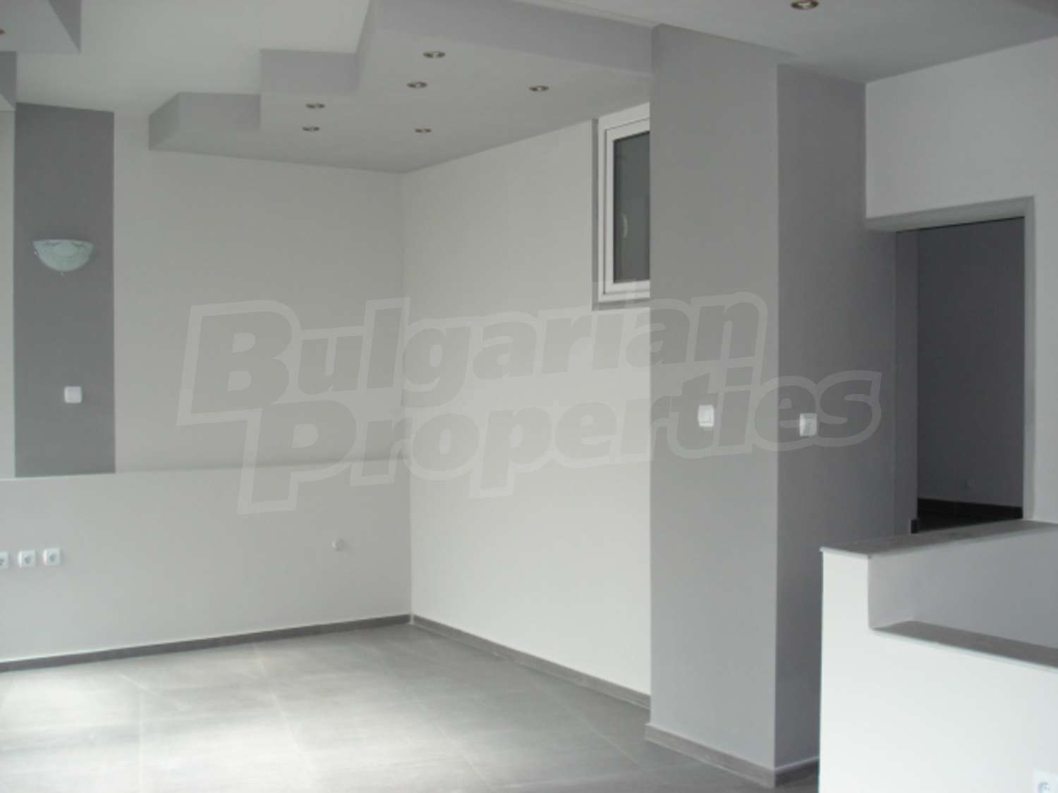 Gallery Picture 8