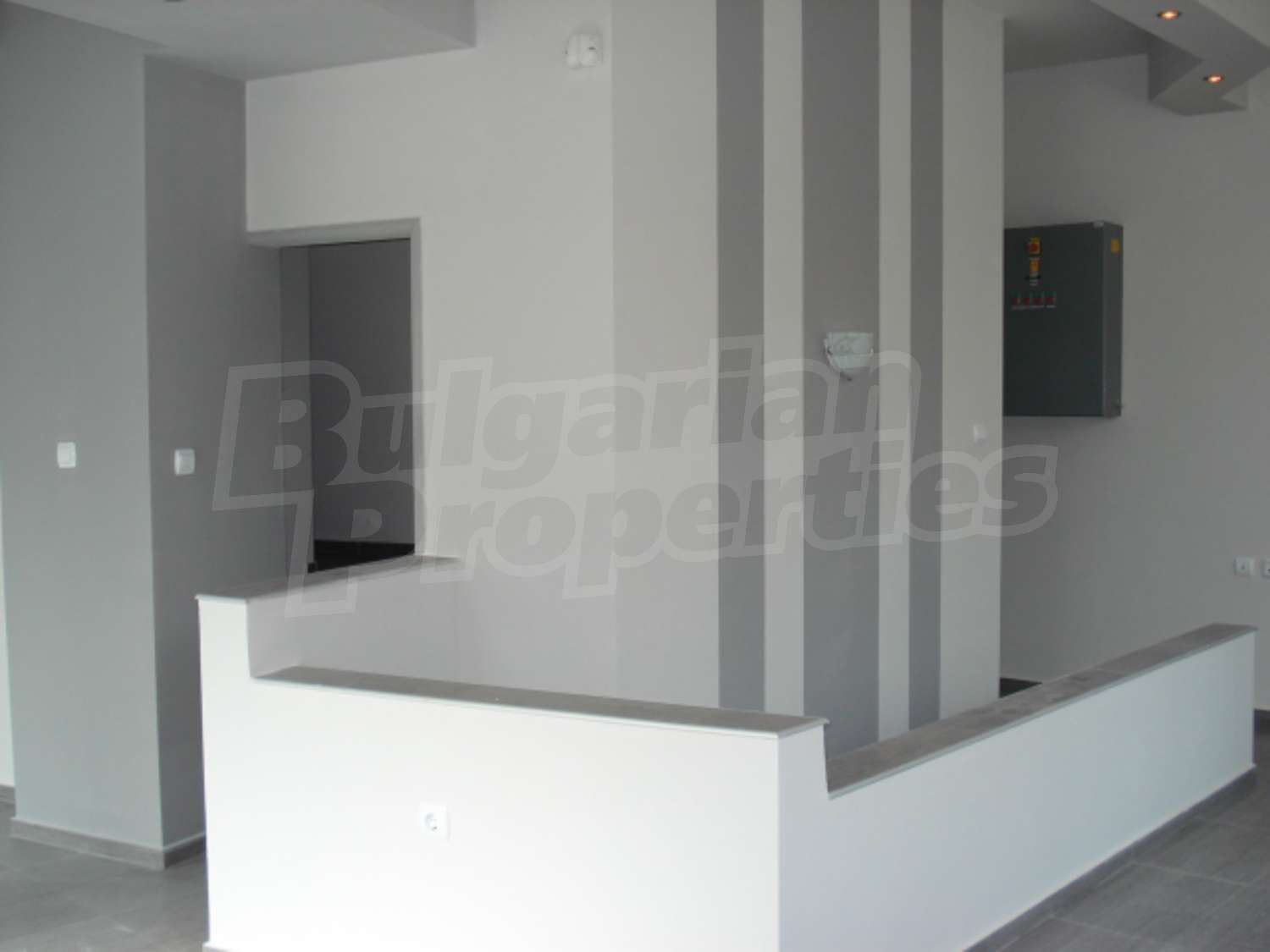 Gallery Picture 9