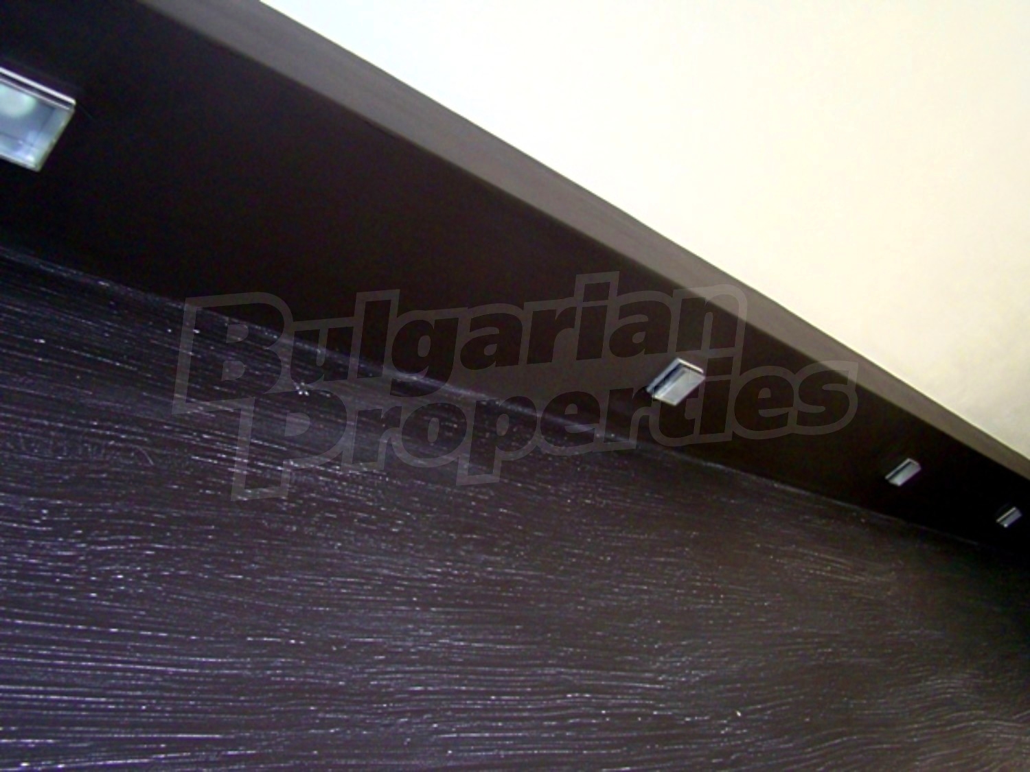 Gallery Picture 6