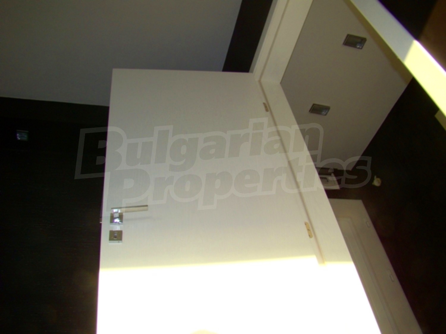 Gallery Picture 9