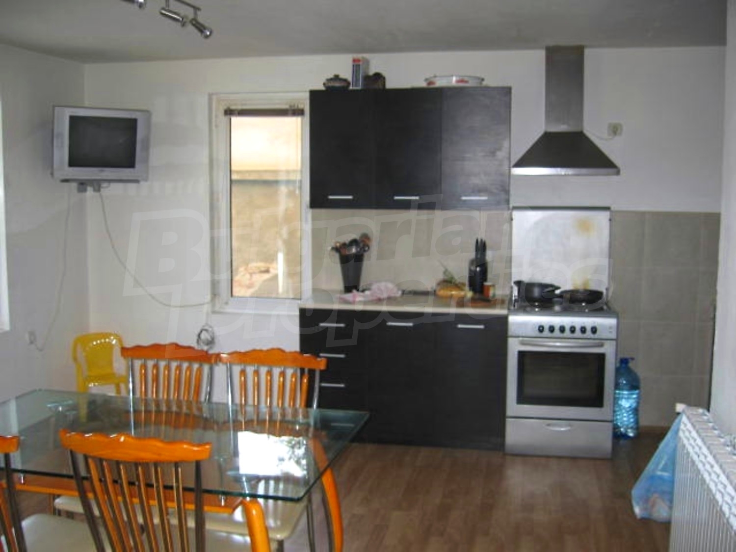 Gallery Picture 10