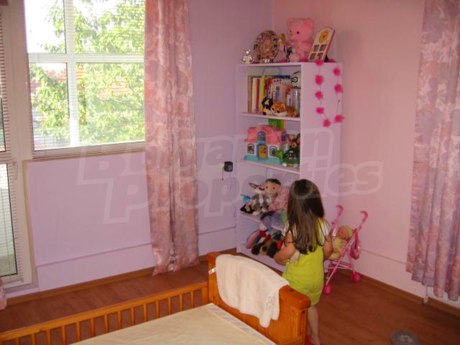 Gallery Picture 23