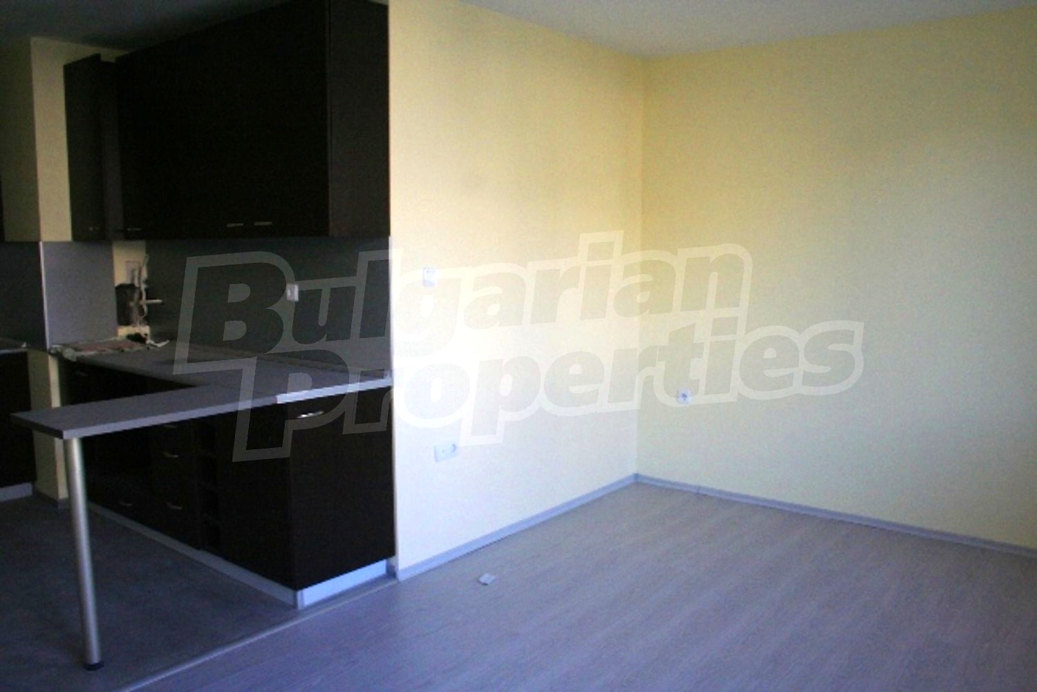 Gallery Picture 3