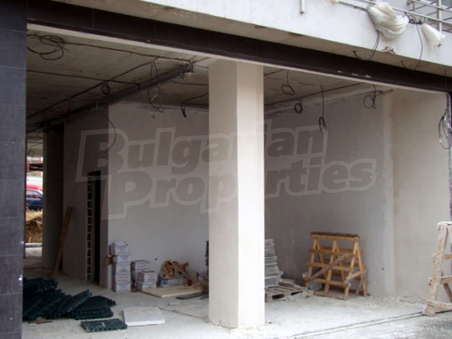 Gallery Picture 10
