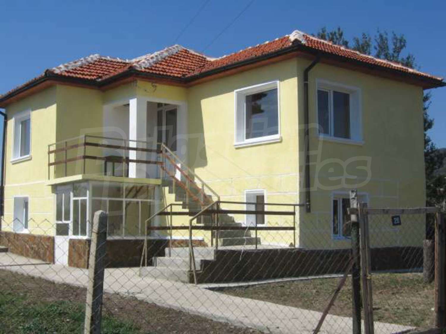 Gallery Picture 3