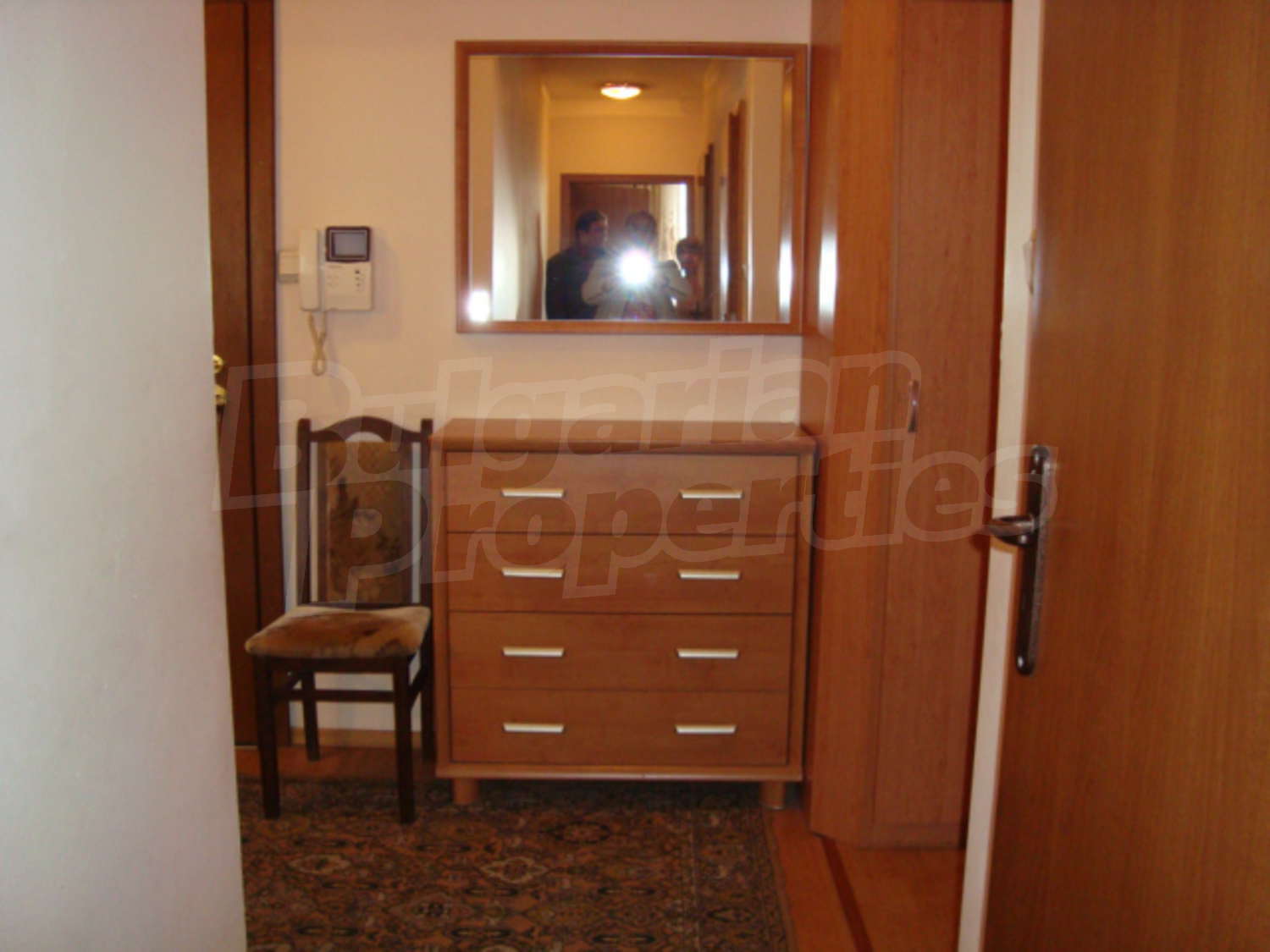 Gallery Picture 12