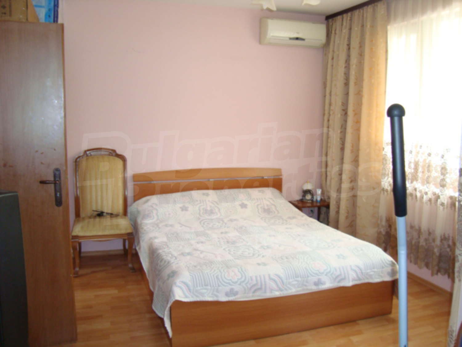 Gallery Picture 8