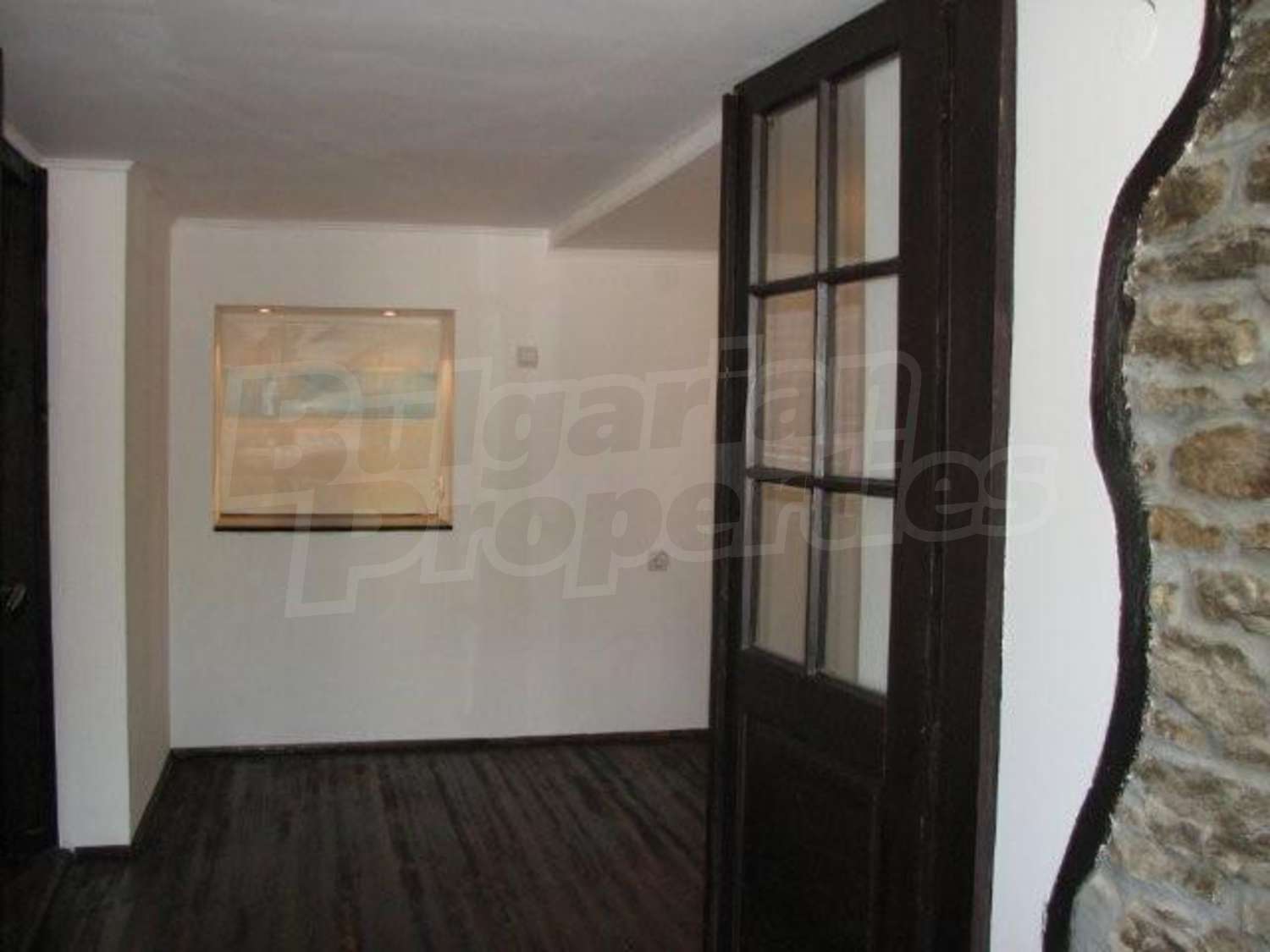Gallery Picture 17