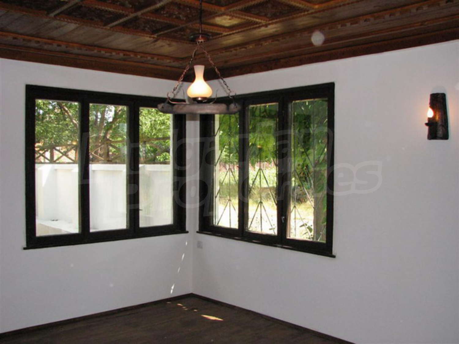 Gallery Picture 5