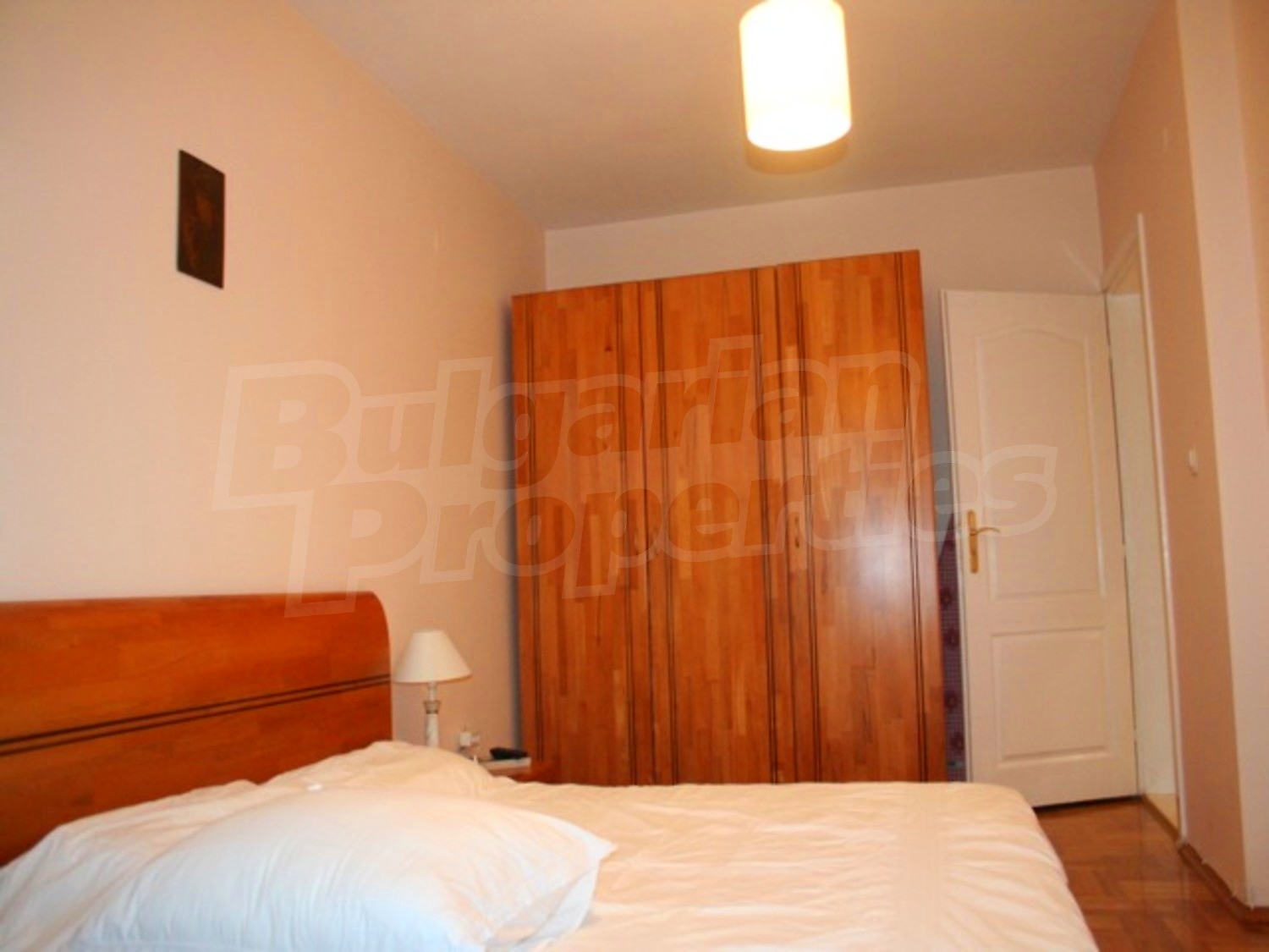Gallery Picture 10