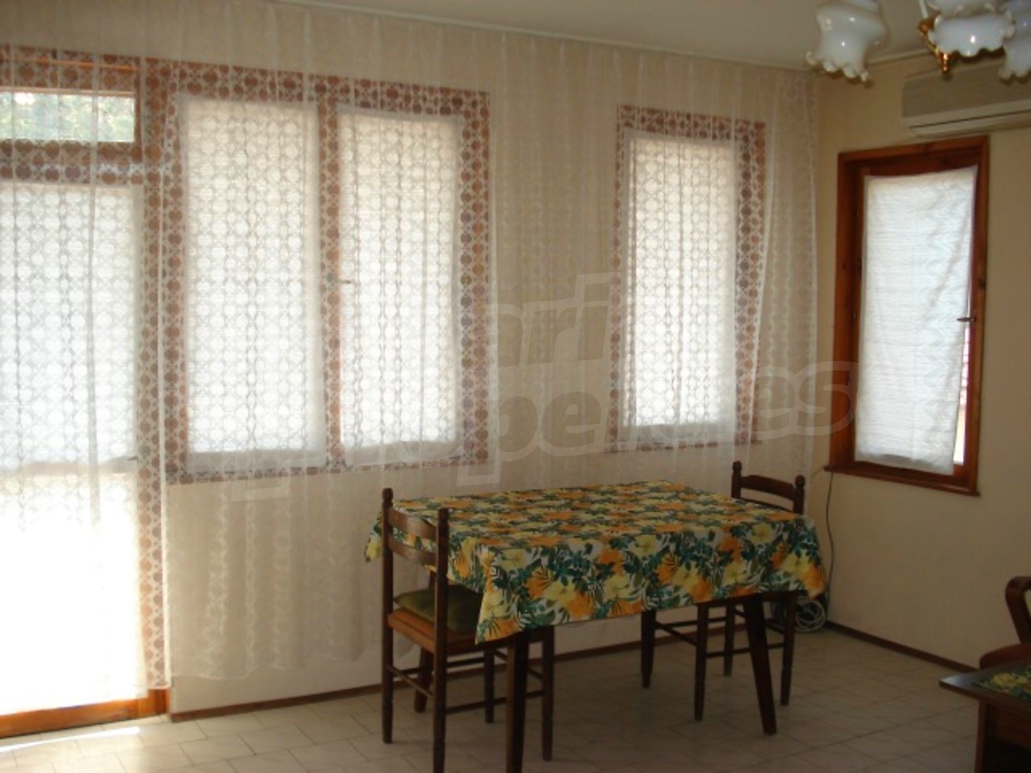 Gallery Picture 7