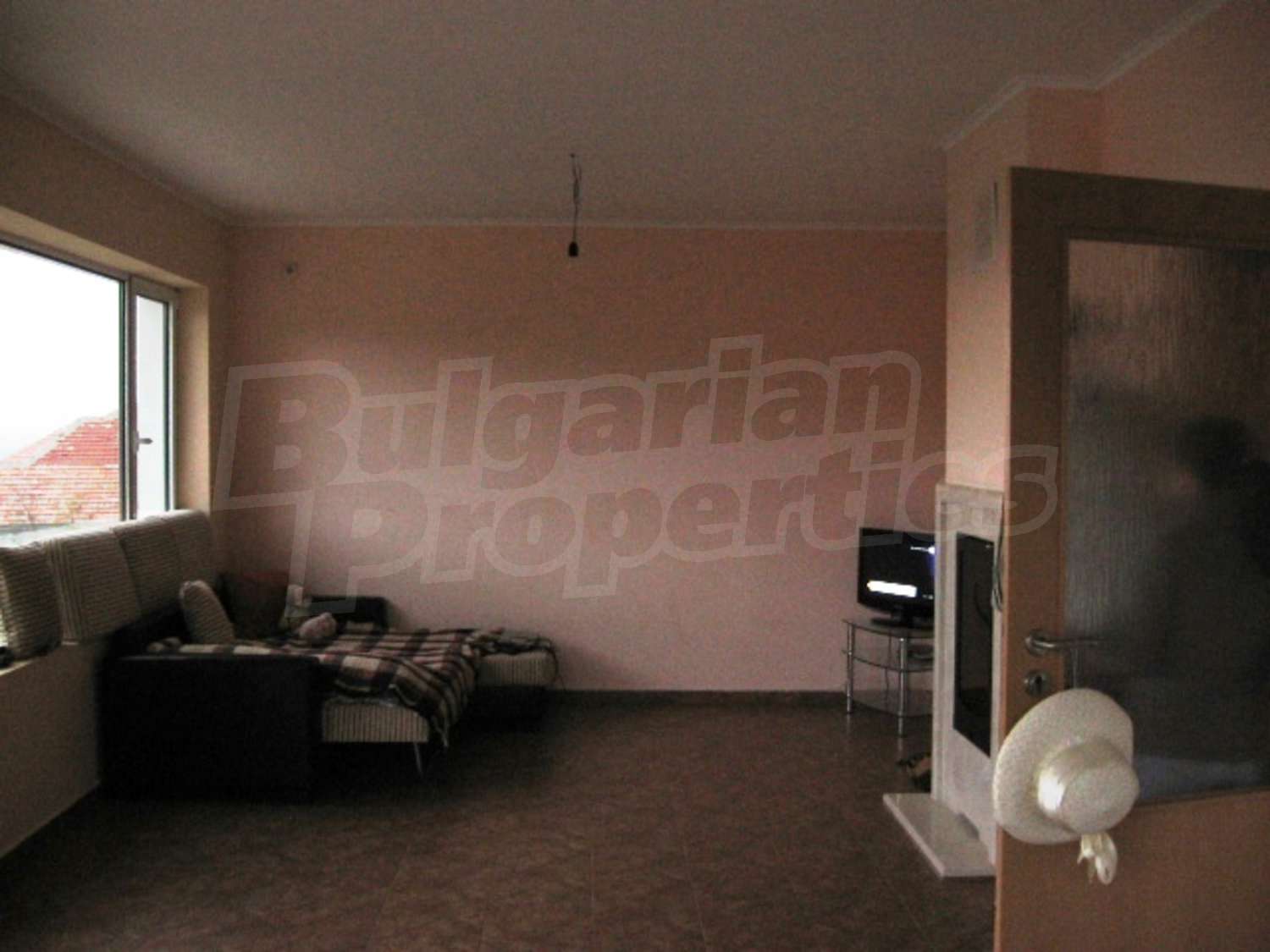 Gallery Picture 8