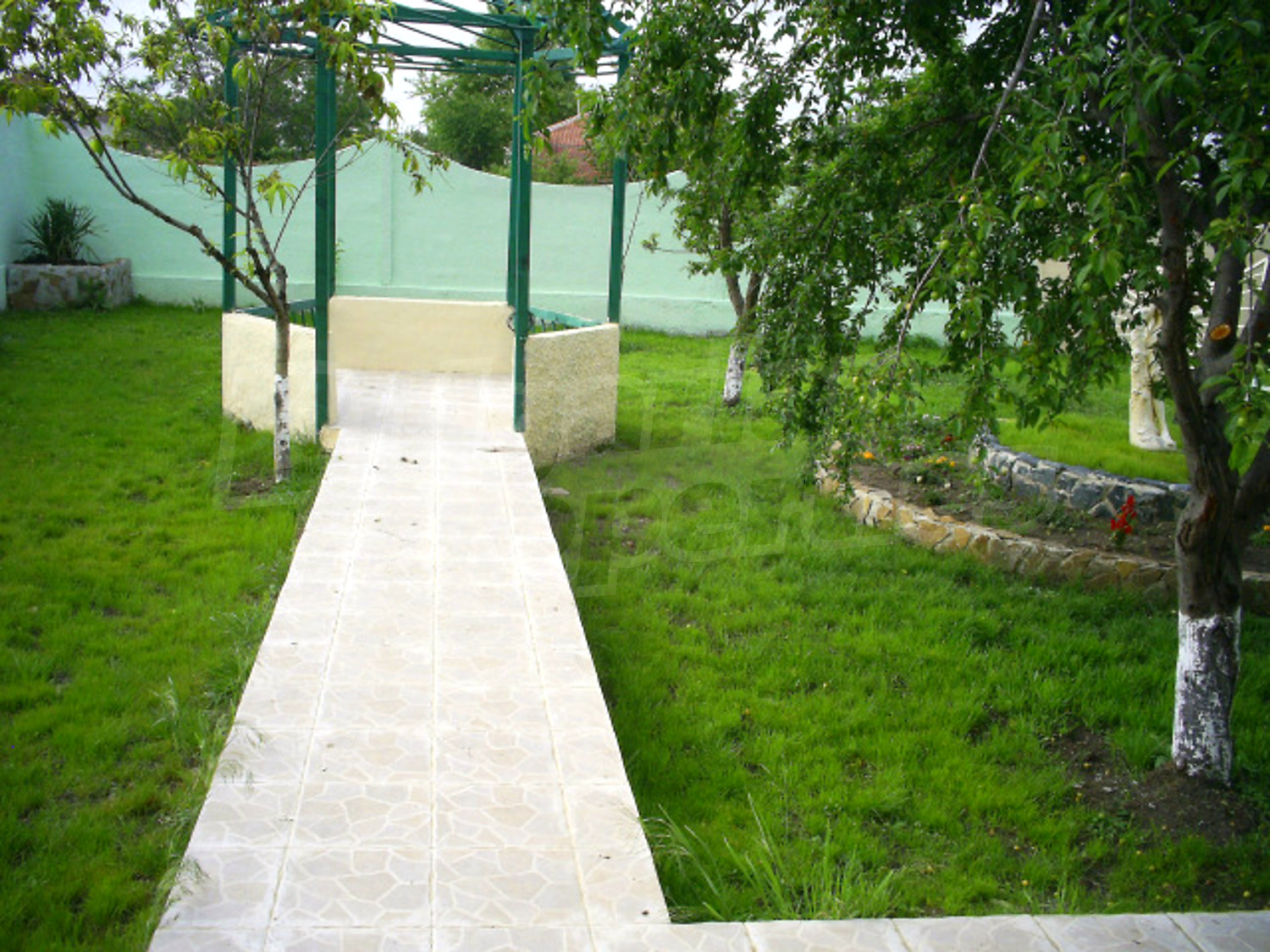 Gallery Picture 19