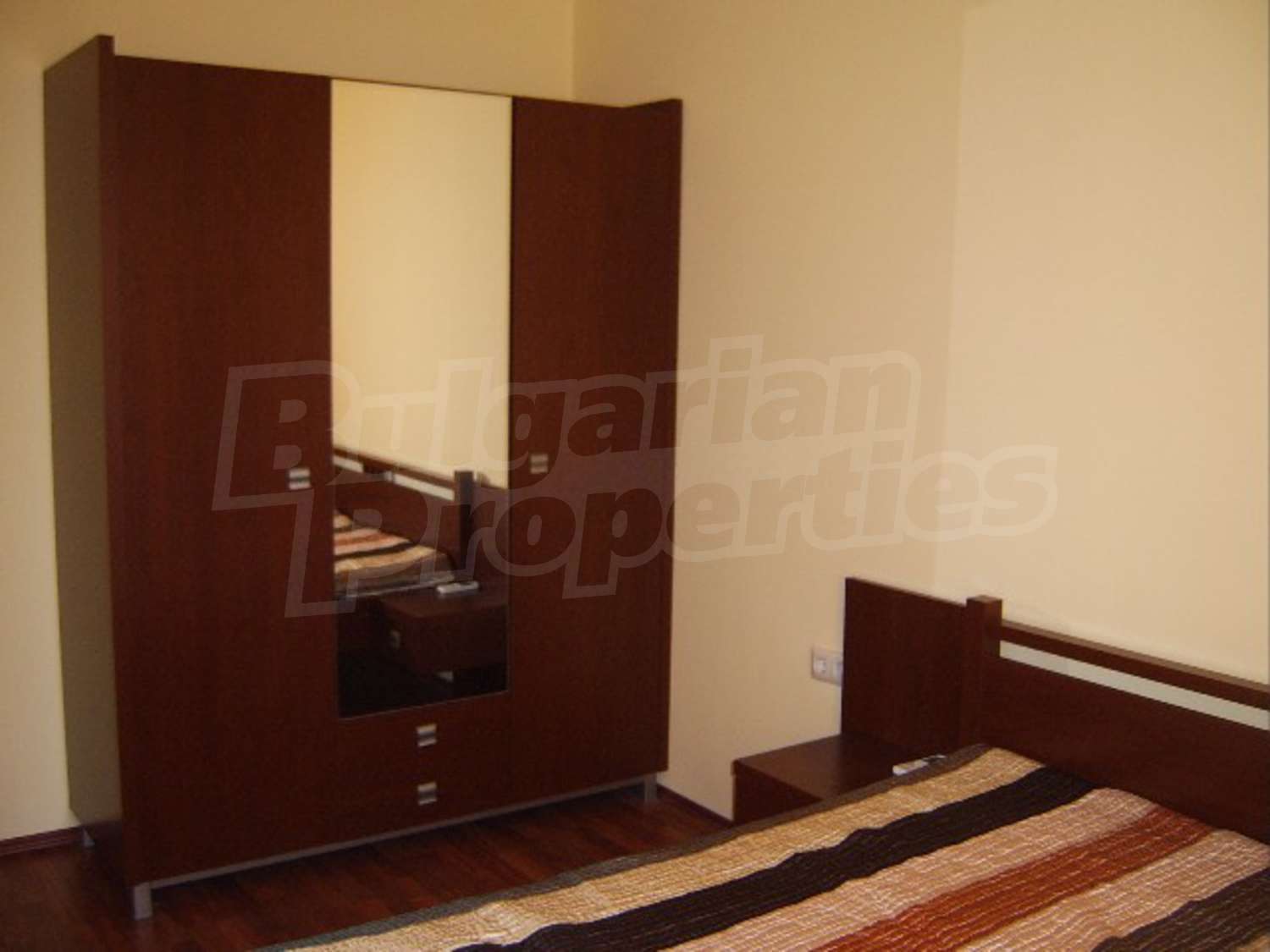 Gallery Picture 4